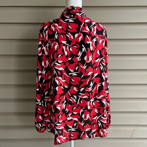 •The Limited• Abstract Popover Blouse with Bow - Size 3X - Picture 6 of 8